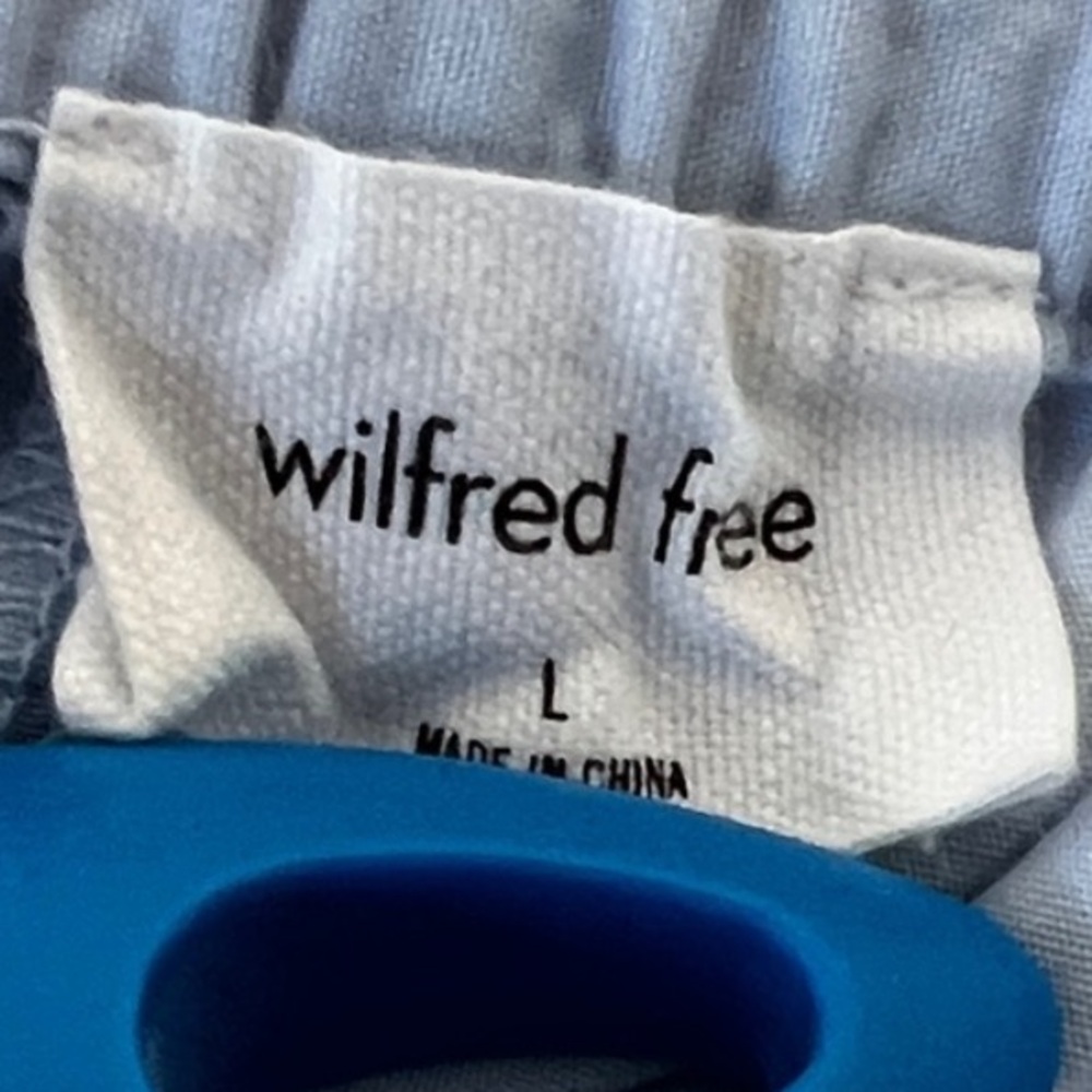 Wilfred Free Pastel Blue Cotton 7” Breeze Shorts Large - Picture 3 of 10